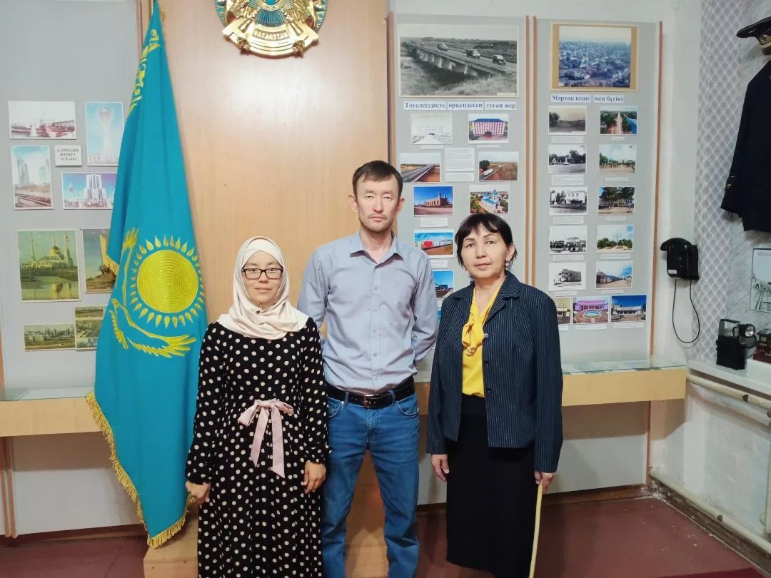 №2 Мәртөк мектеп- гимназиясының технология пәні оқытушысы Аширов Тимур Усенович, жұбайы Аширова Айман Ерланқызы экскурсияда болды.